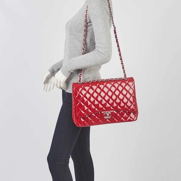 Chanel Red Quilted Patent Leather Classic Maxi Single Flap Bag - Picture 6 of 11
